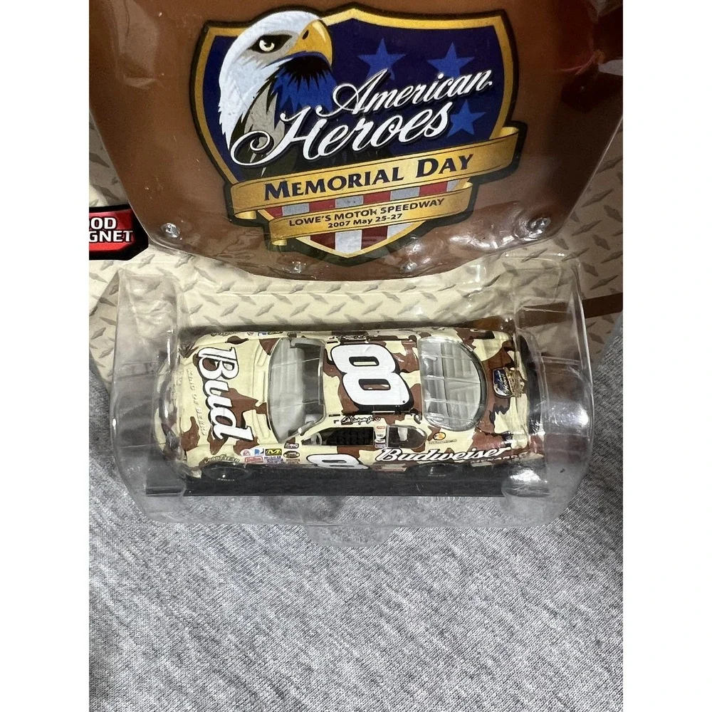 Motorsports Authentics NASCAR No.8 Budweiser Die-Cast Car American Heroes 2007